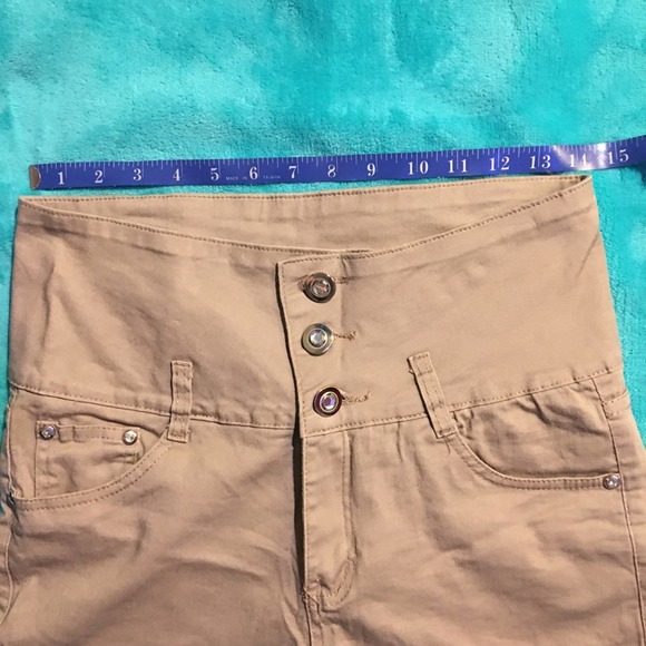 High-Rise Khaki 3 Button 5 Pocket Stretch Shorts - Picture 2 of 16